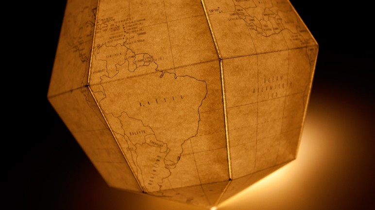 AFD - Publications institutionnelles 2013 pour Agence Française de Développement - Édition